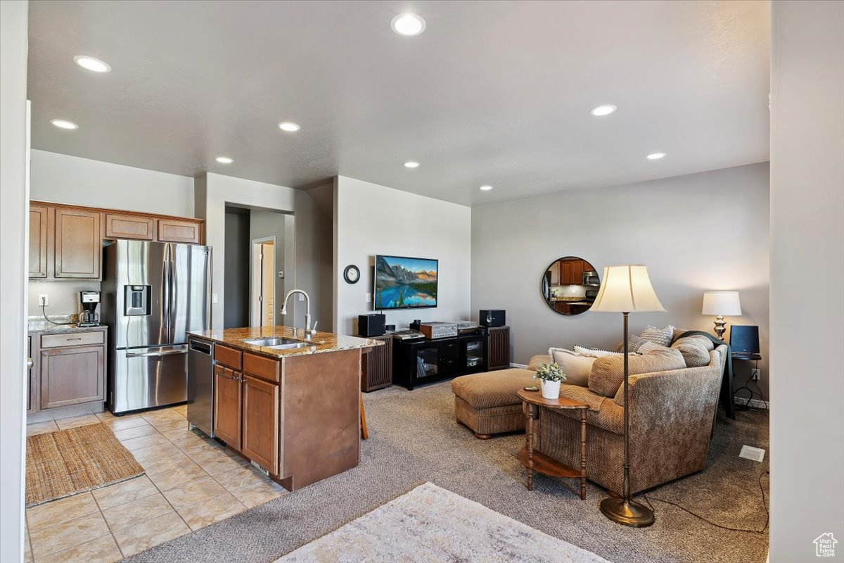 property viewer photo 4