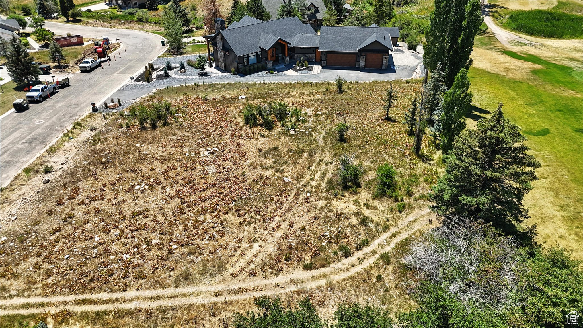 main property photo 10
