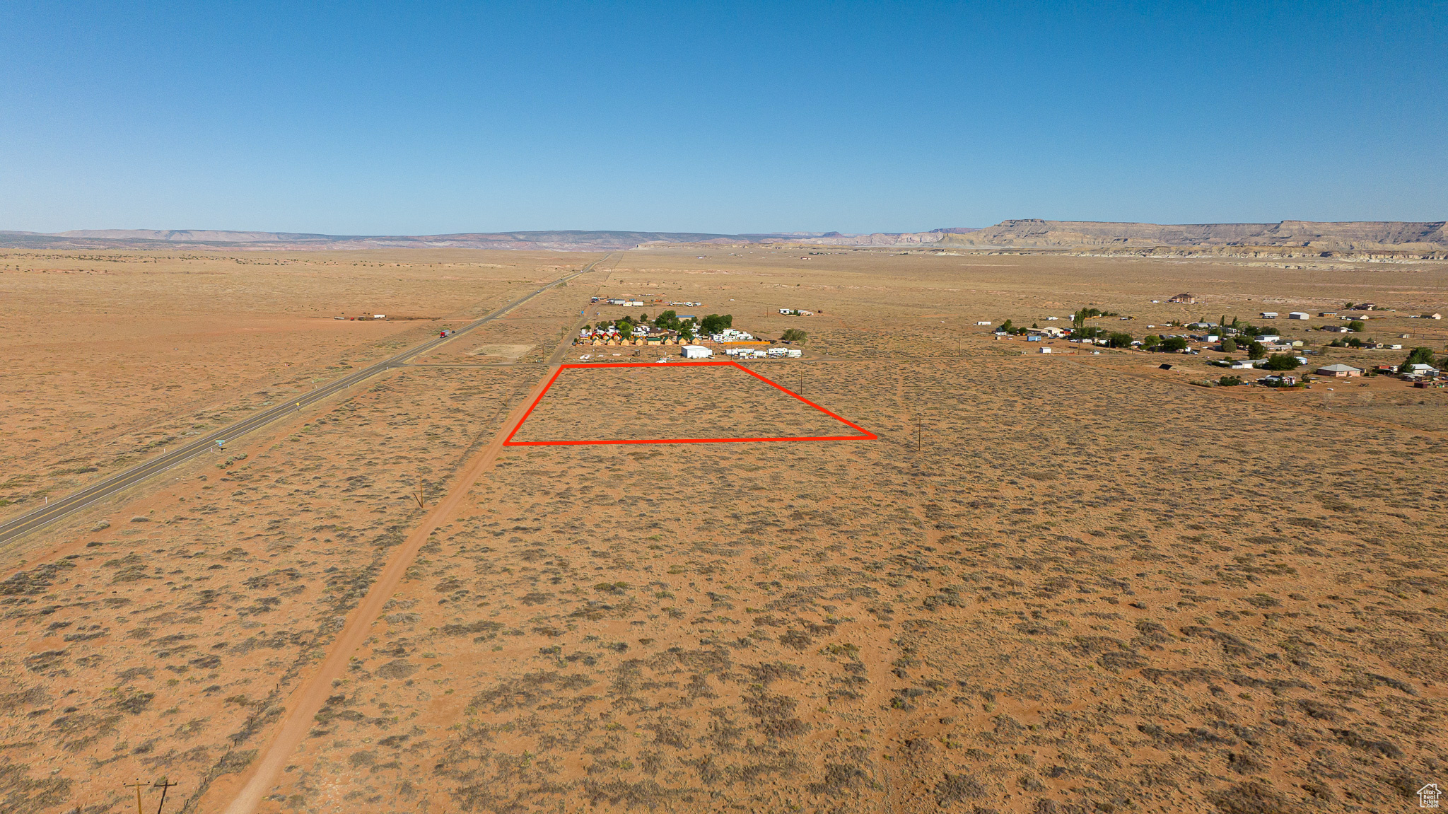 main property photo 4