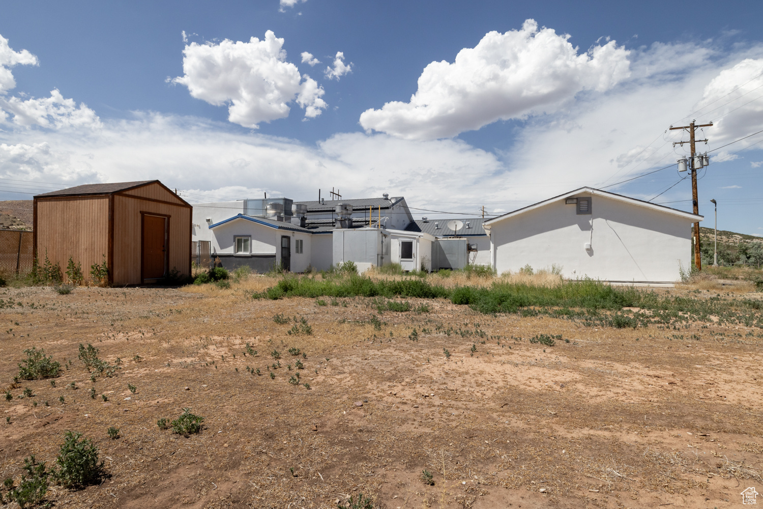 main property photo 12