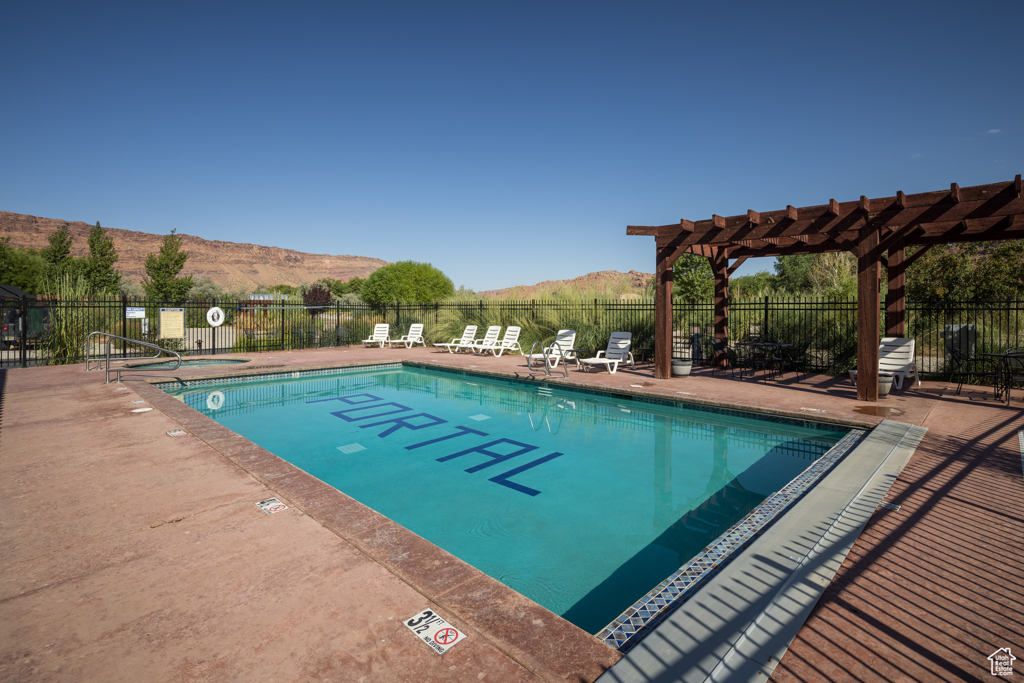 main property photo 42