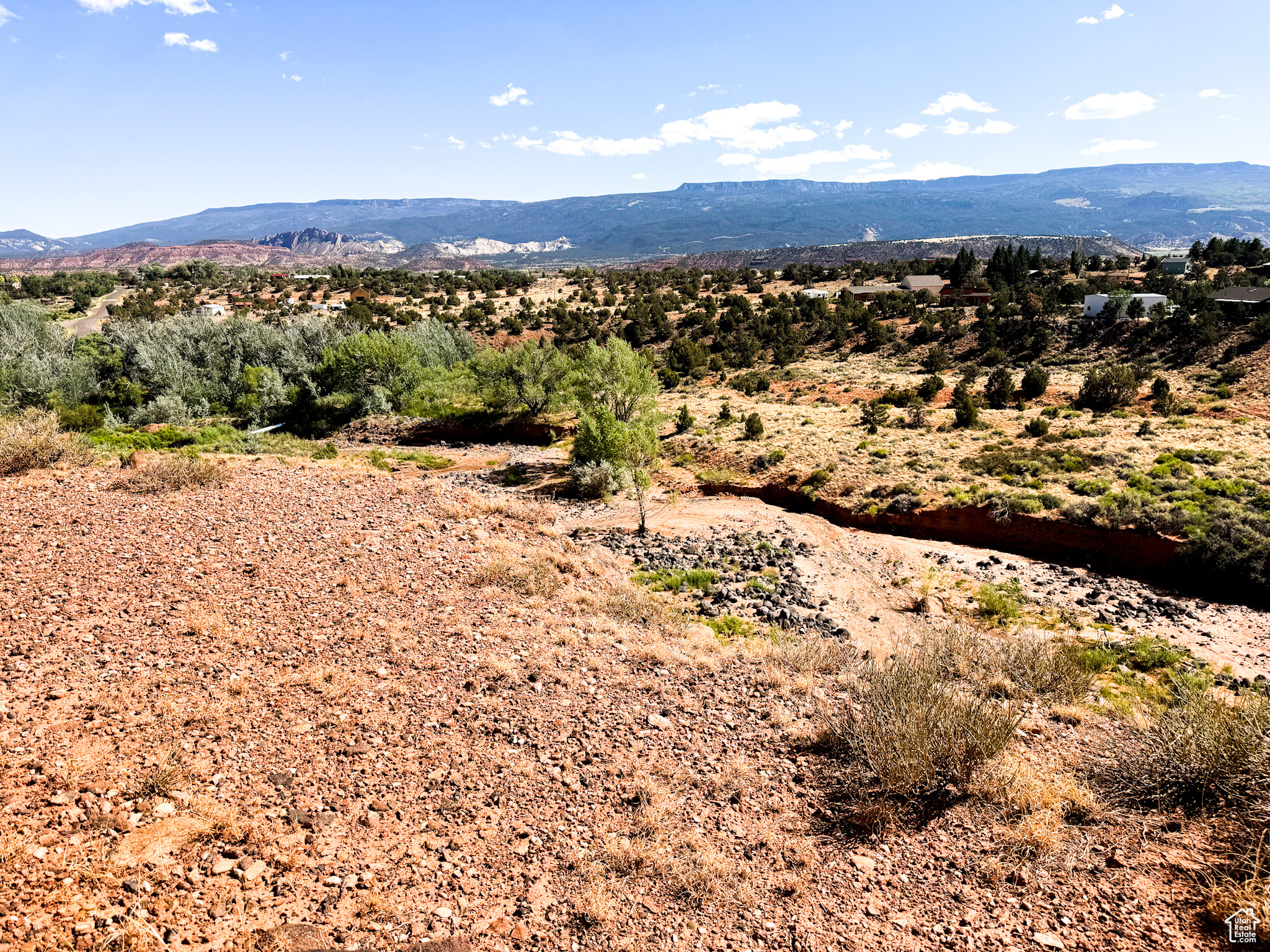 main property photo 15
