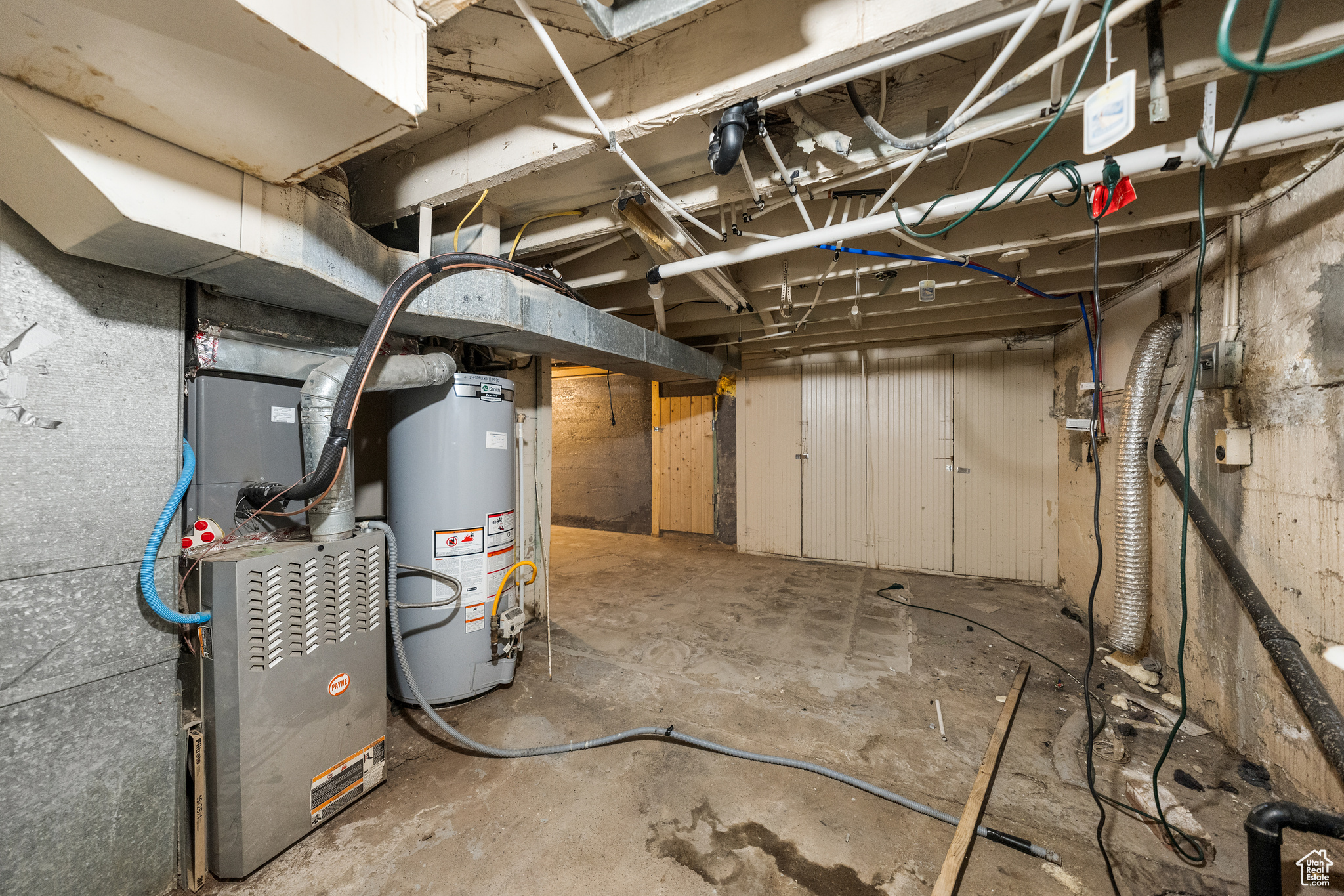 main property photo 25