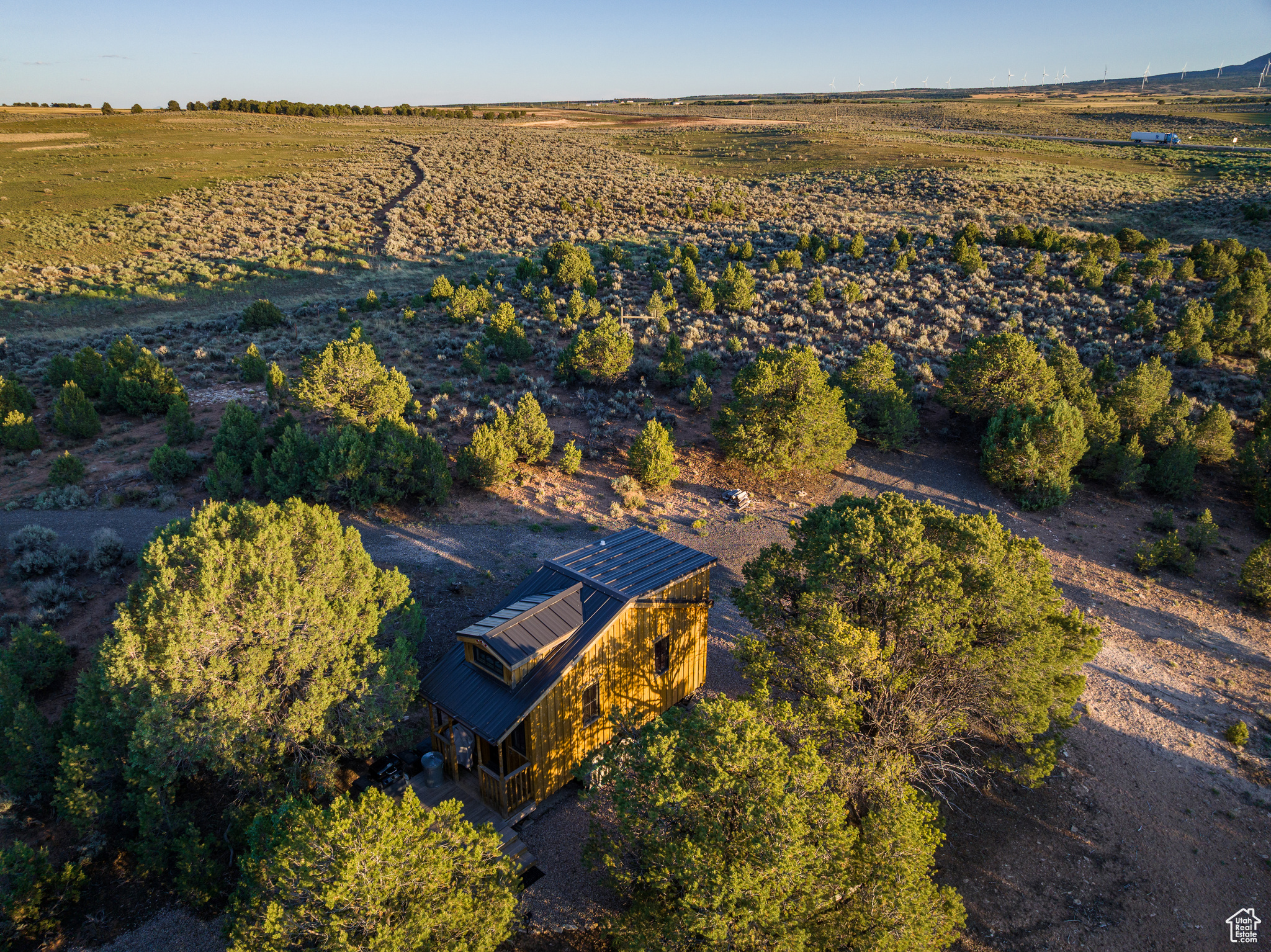 main property photo 12