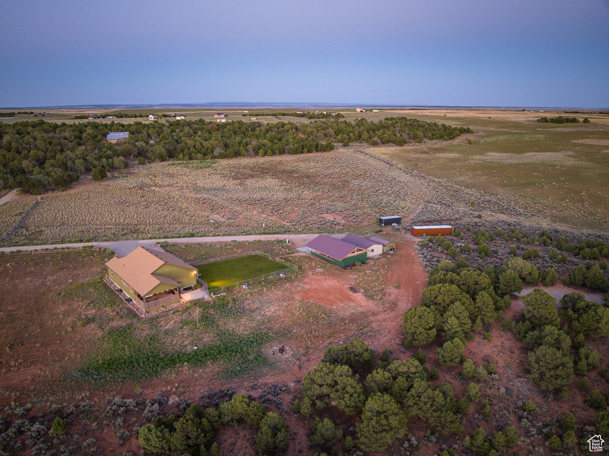 main property photo 15