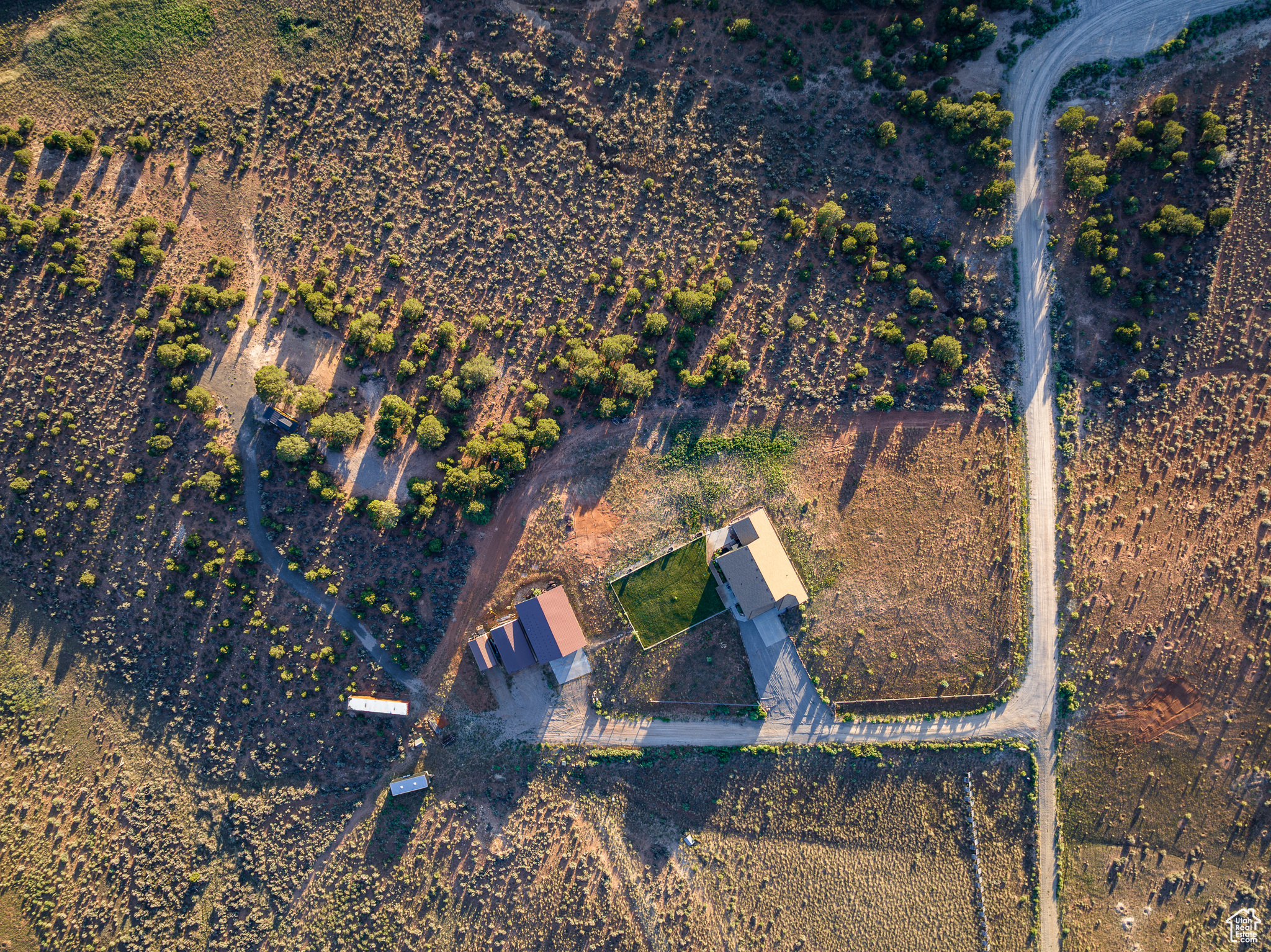 main property photo 35