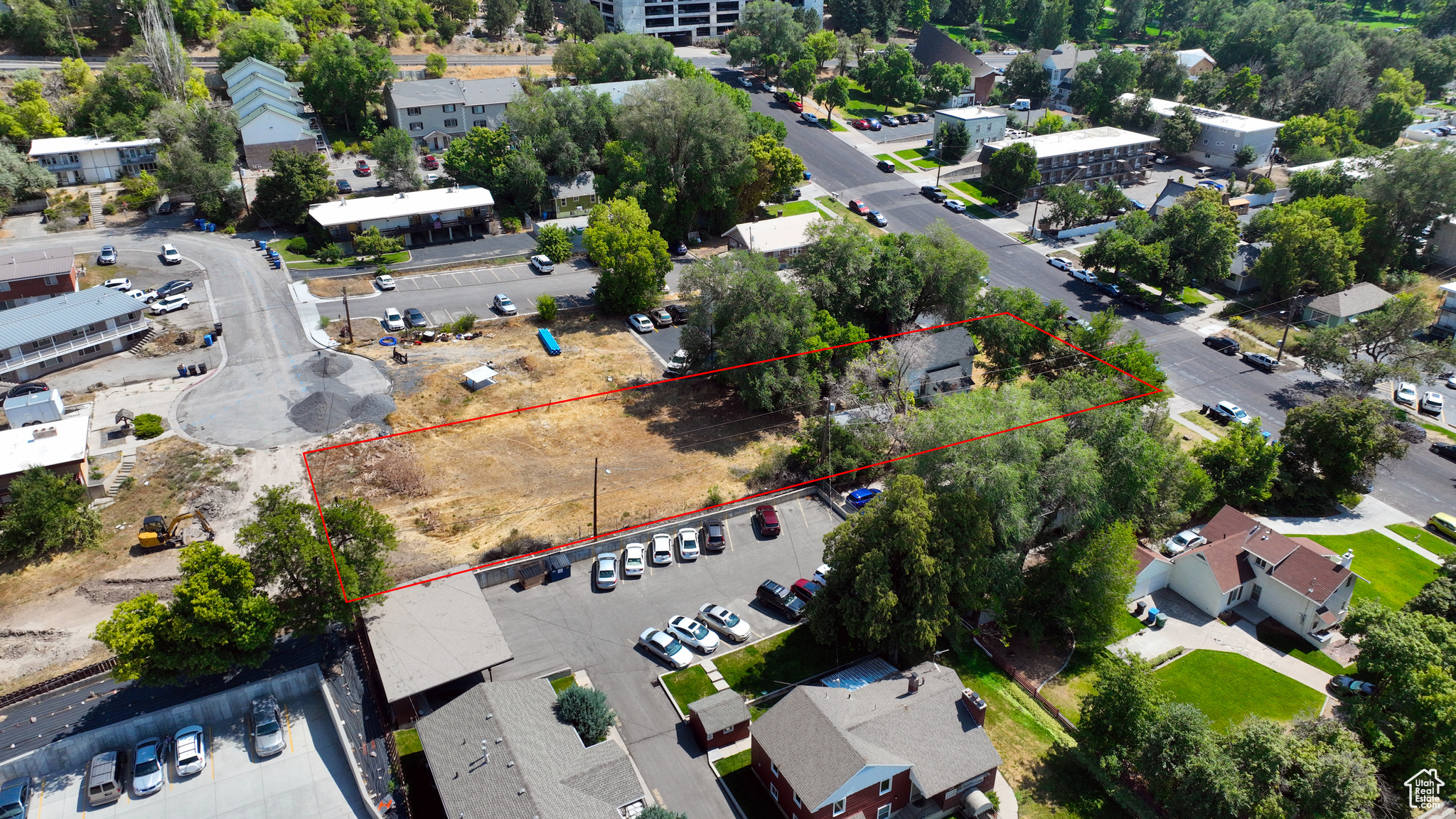 main property photo 6