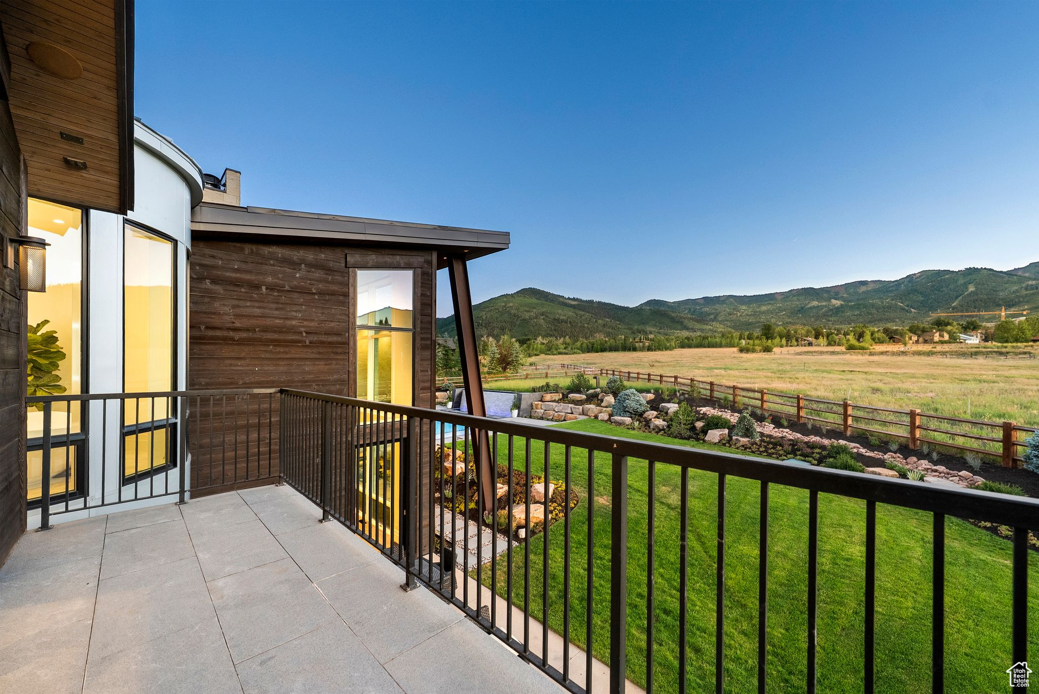 main property photo 93