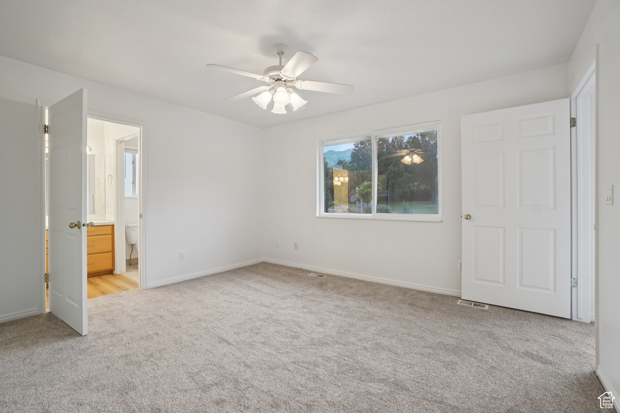 property viewer photo 11
