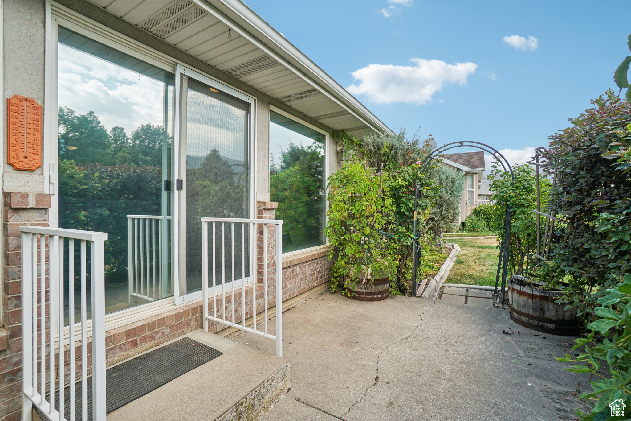 property viewer photo 20