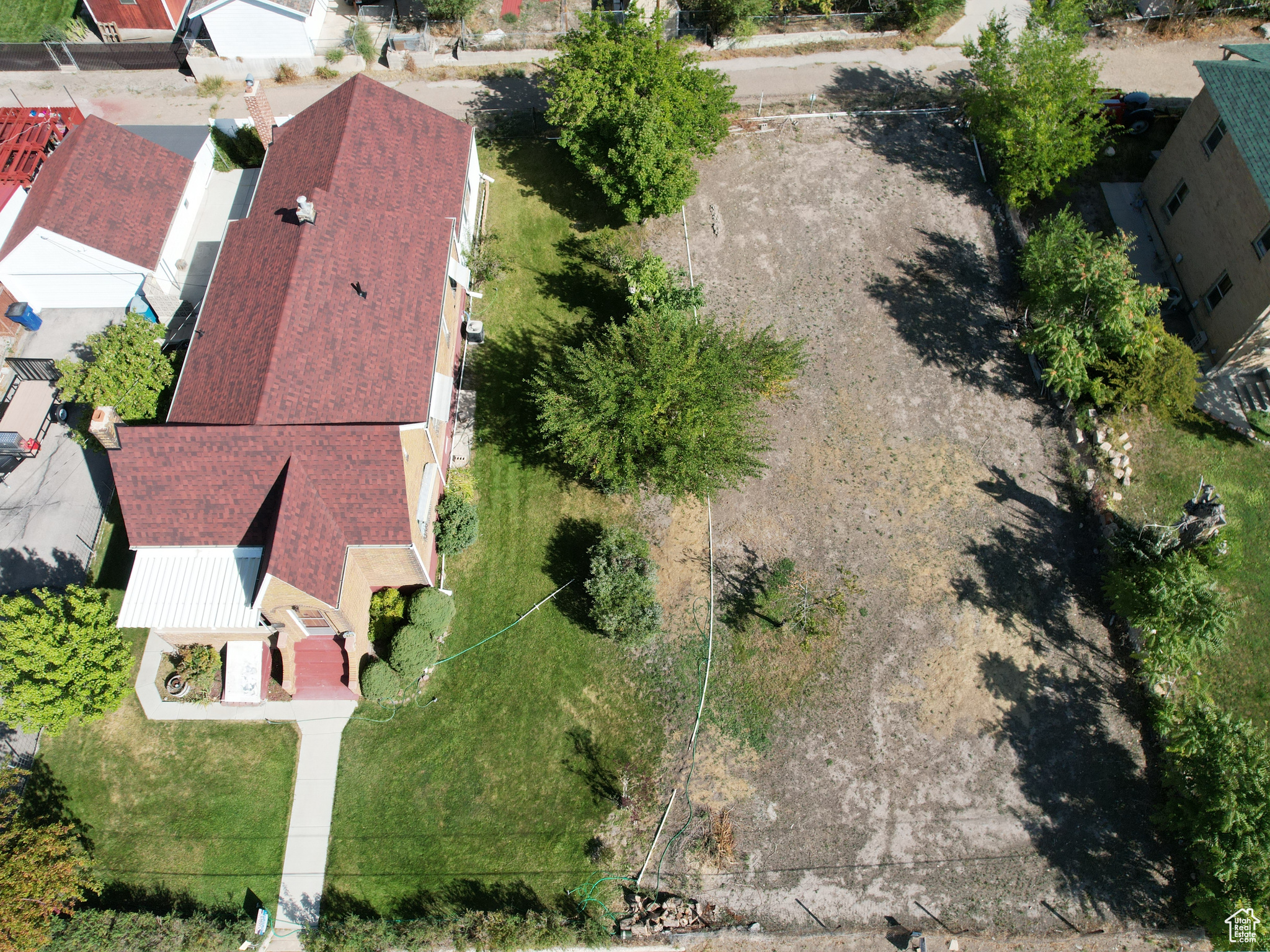 main property photo 60