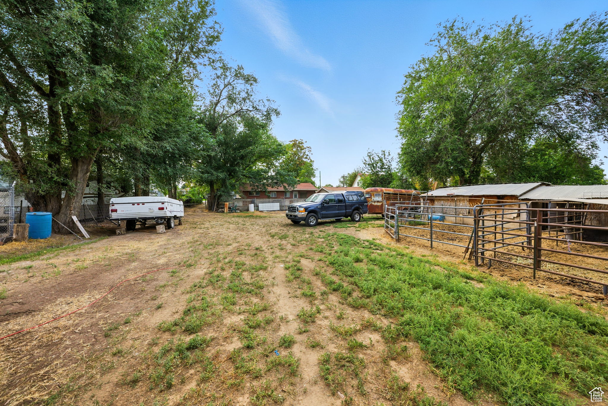 main property photo 15
