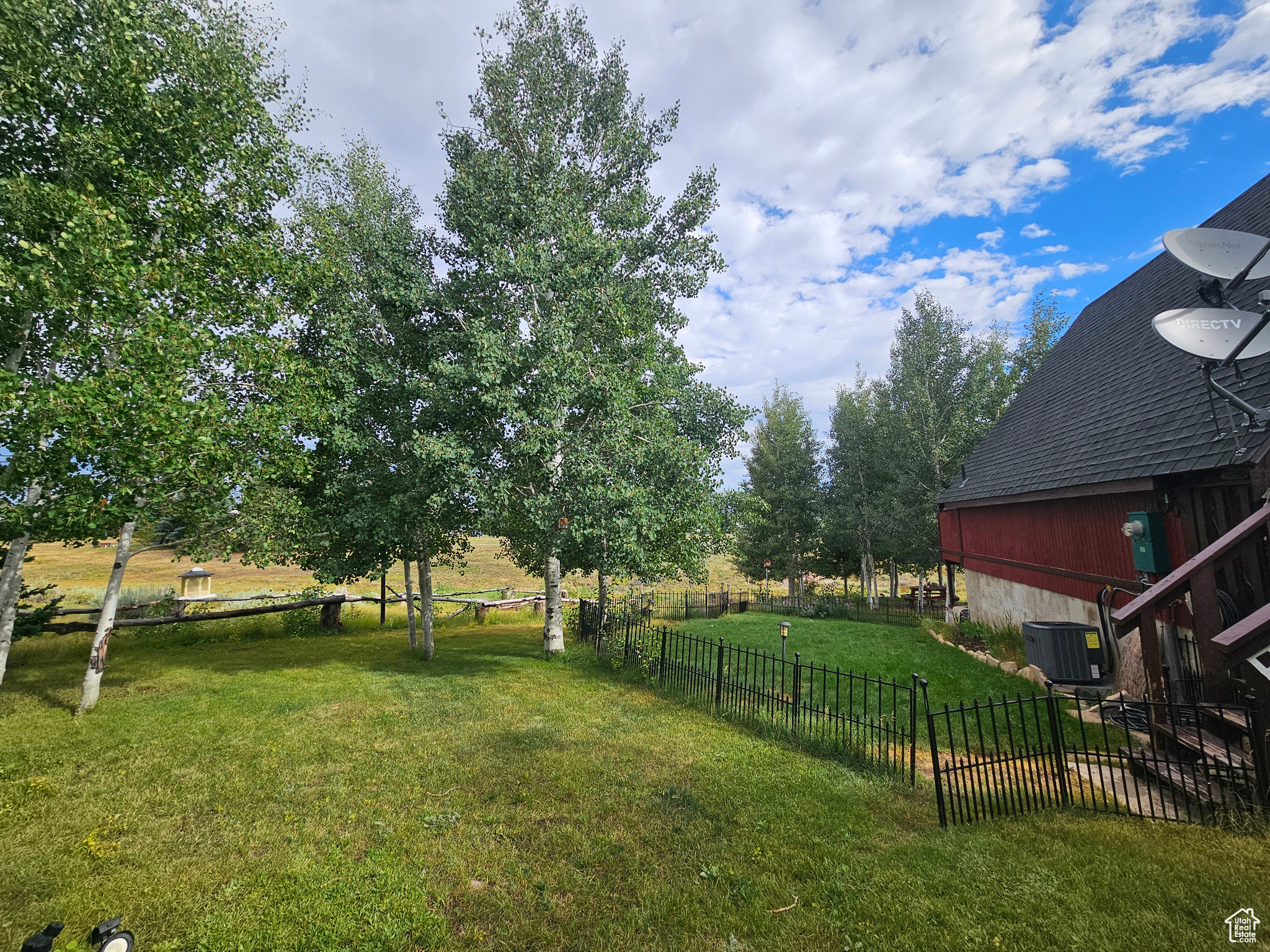 main property photo 40