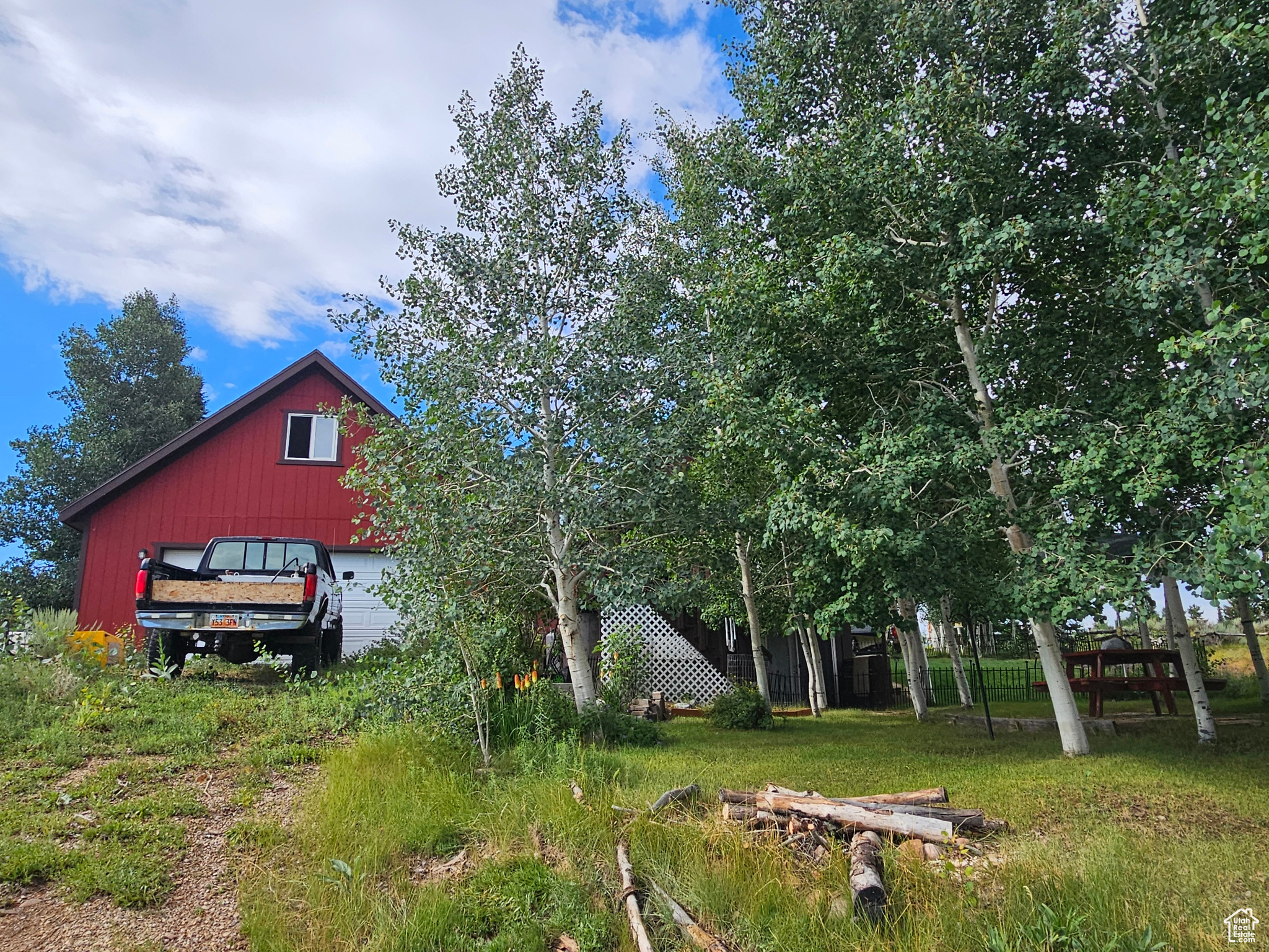 main property photo 45