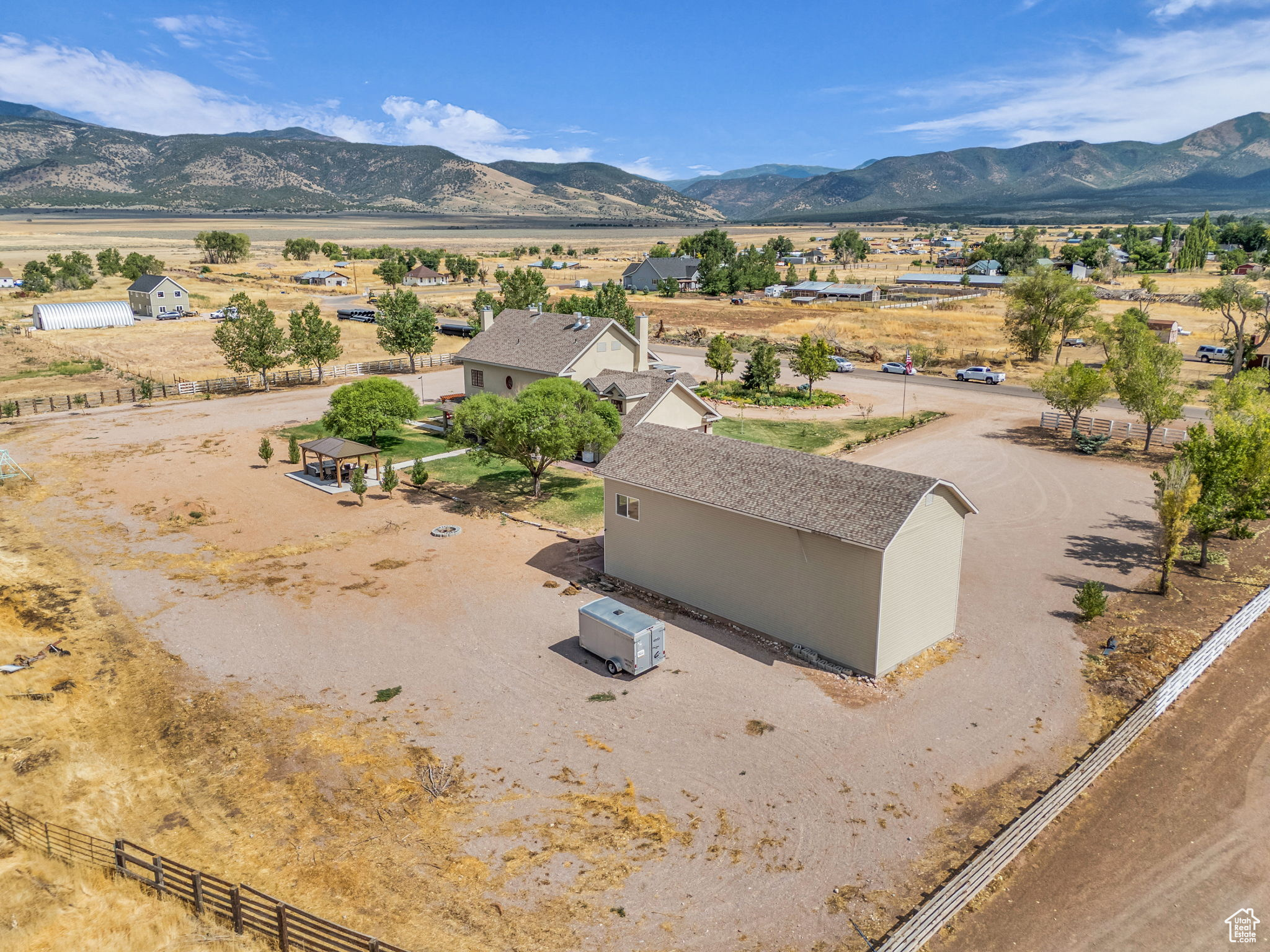 main property photo 61