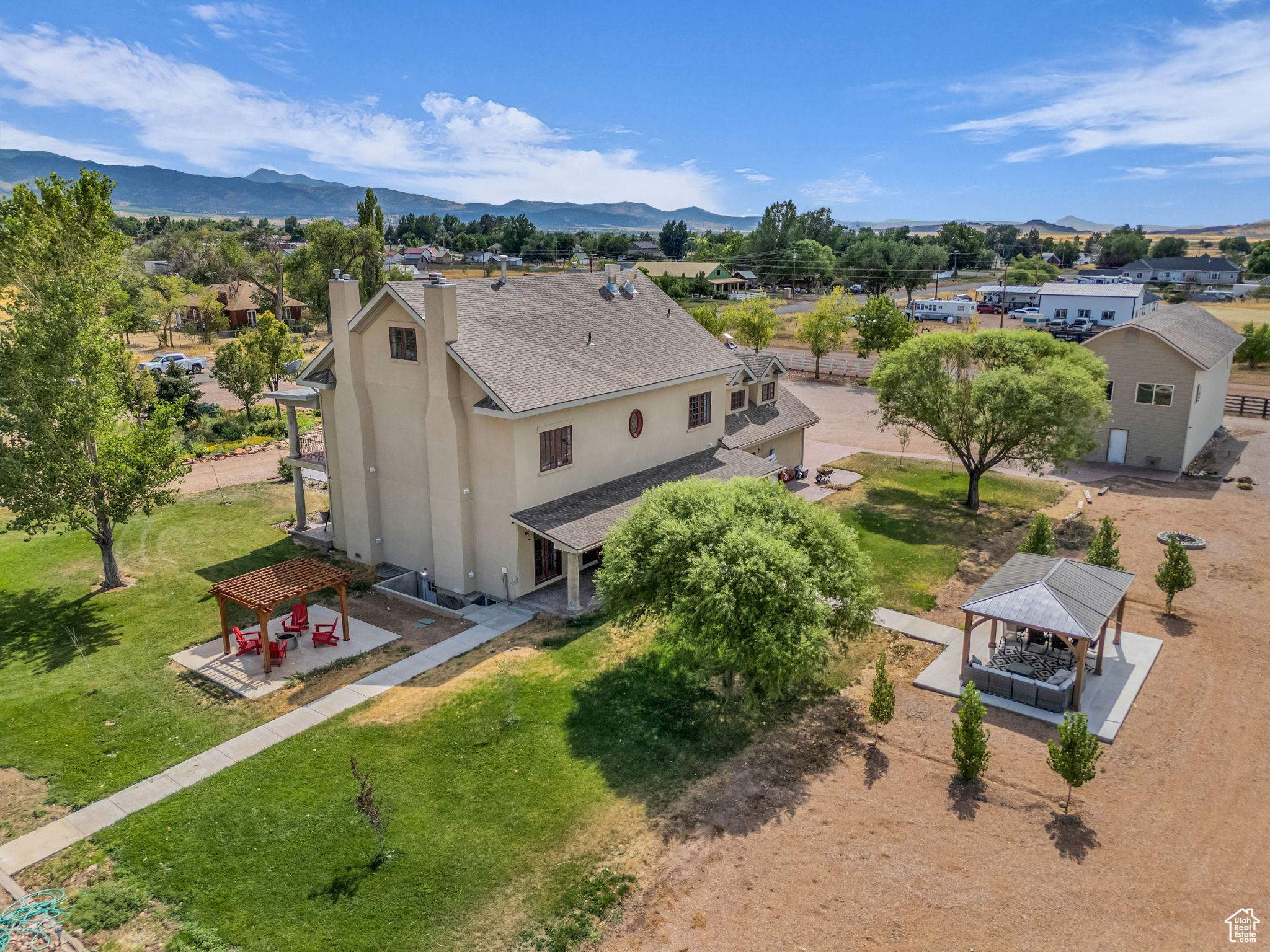 main property photo 65