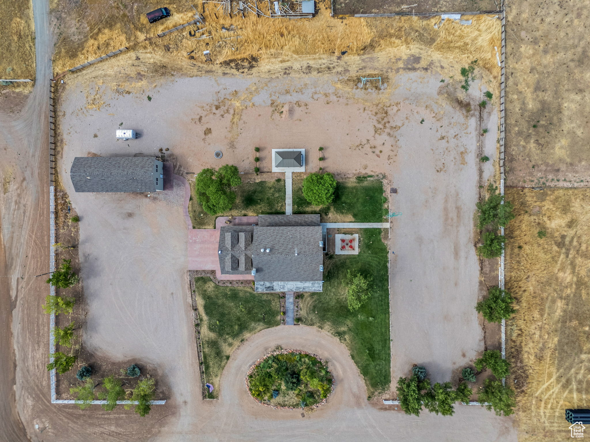 main property photo 68