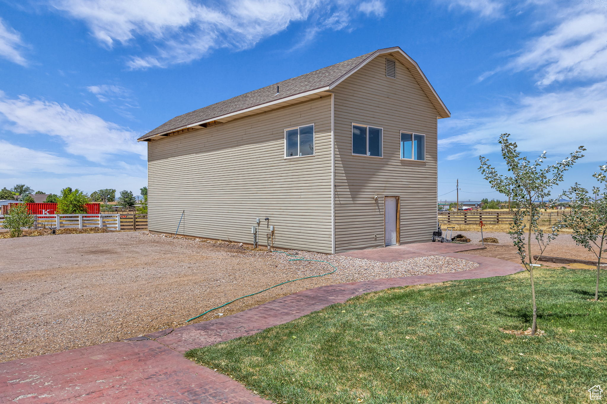 main property photo 73