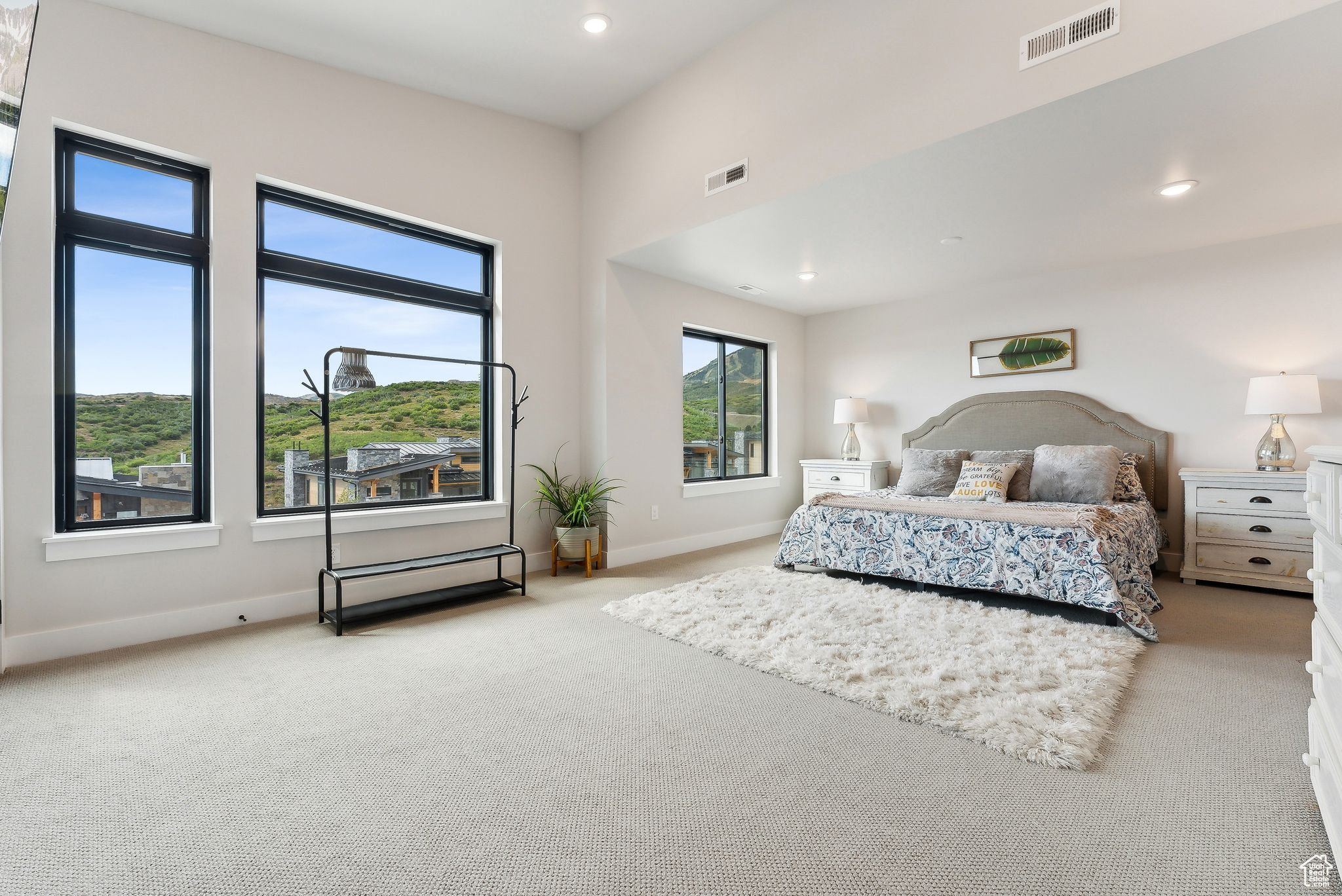 property viewer photo 14