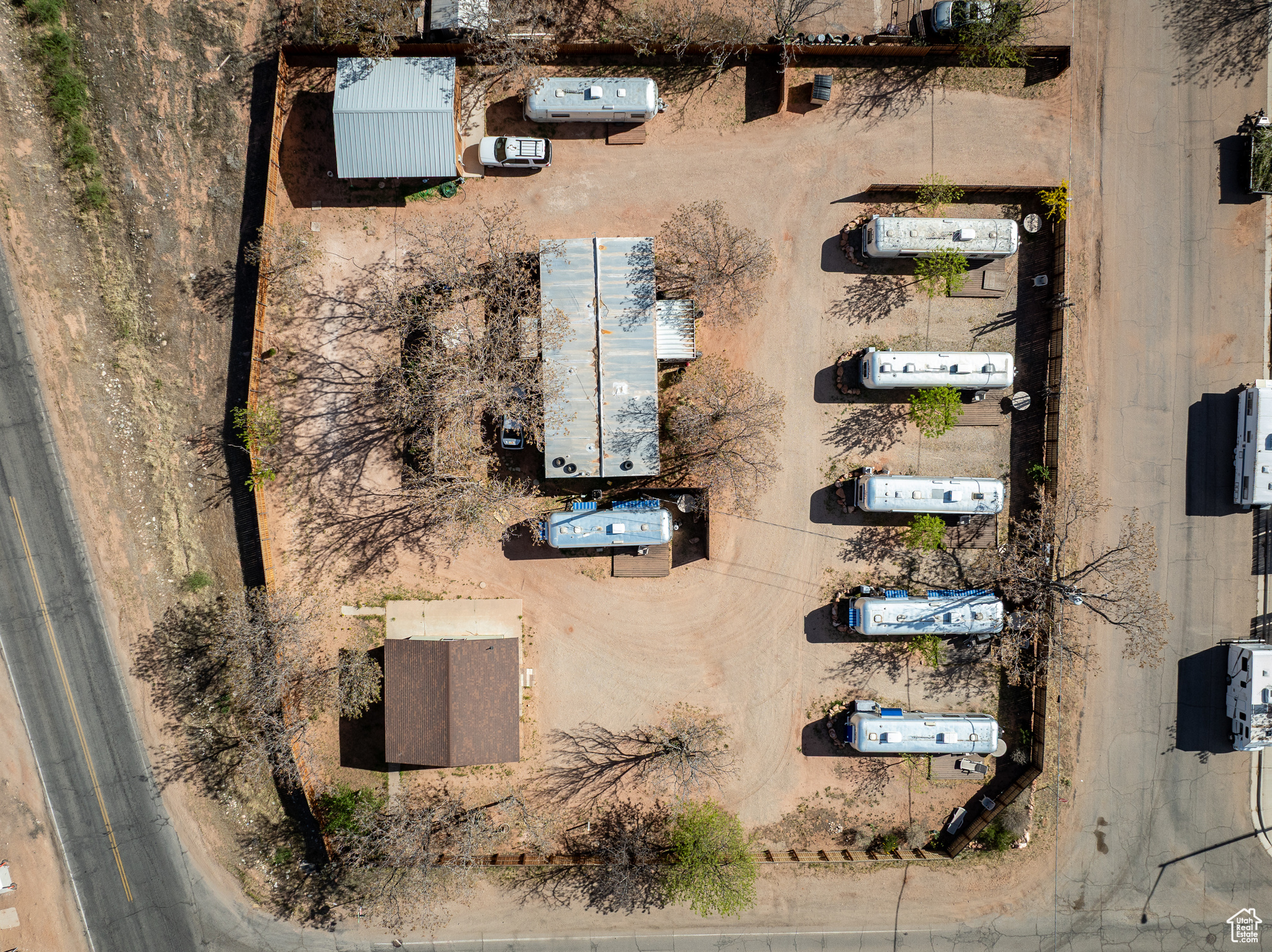 main property photo 4