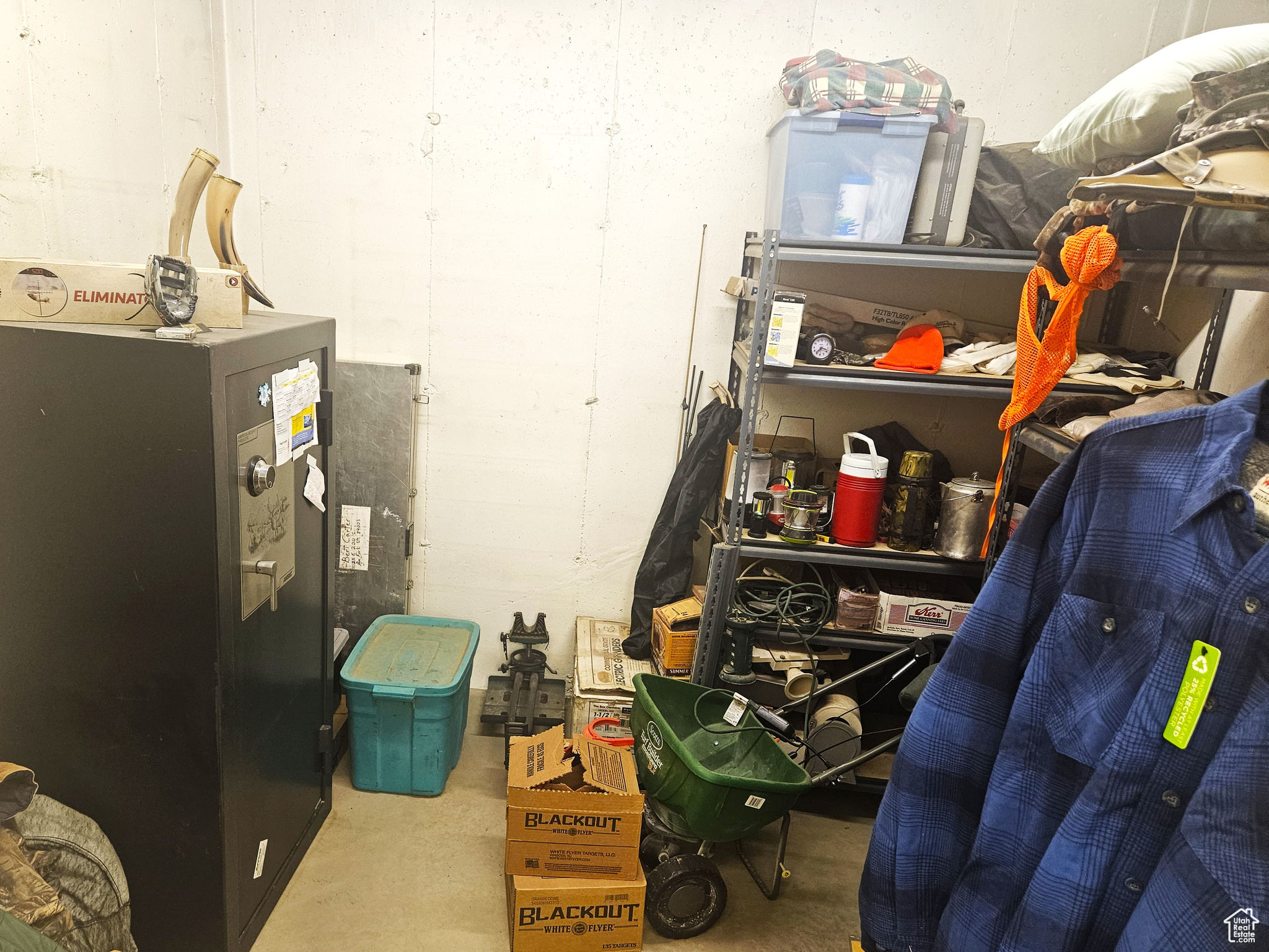 main property photo 76
