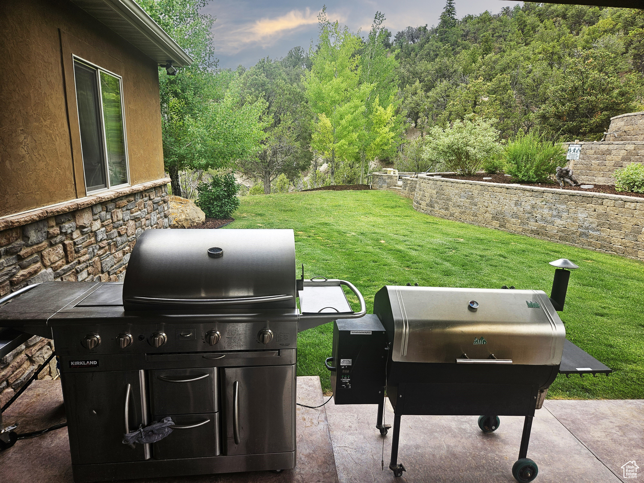 main property photo 27
