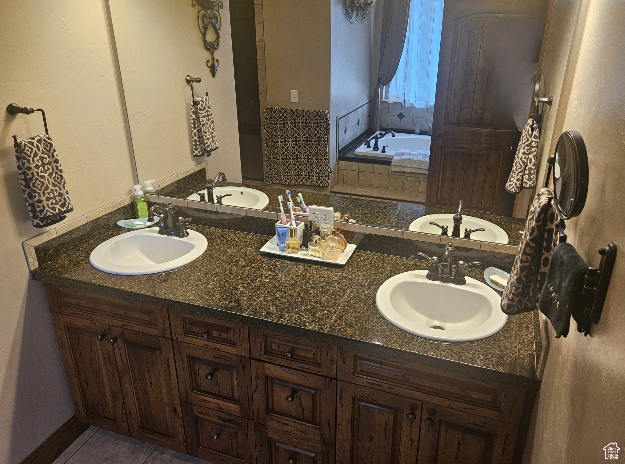 main property photo 62