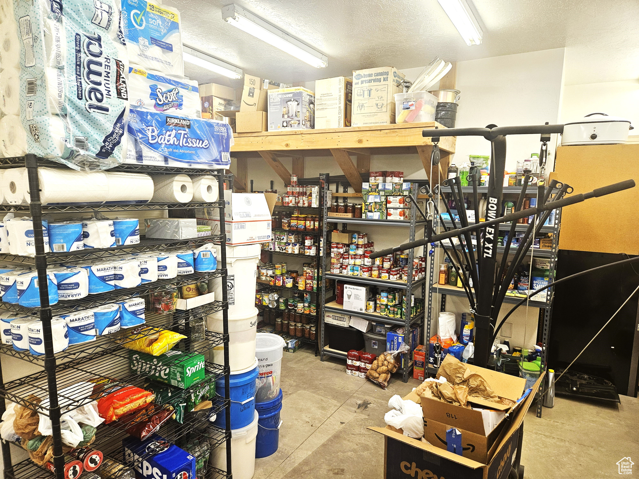 main property photo 74