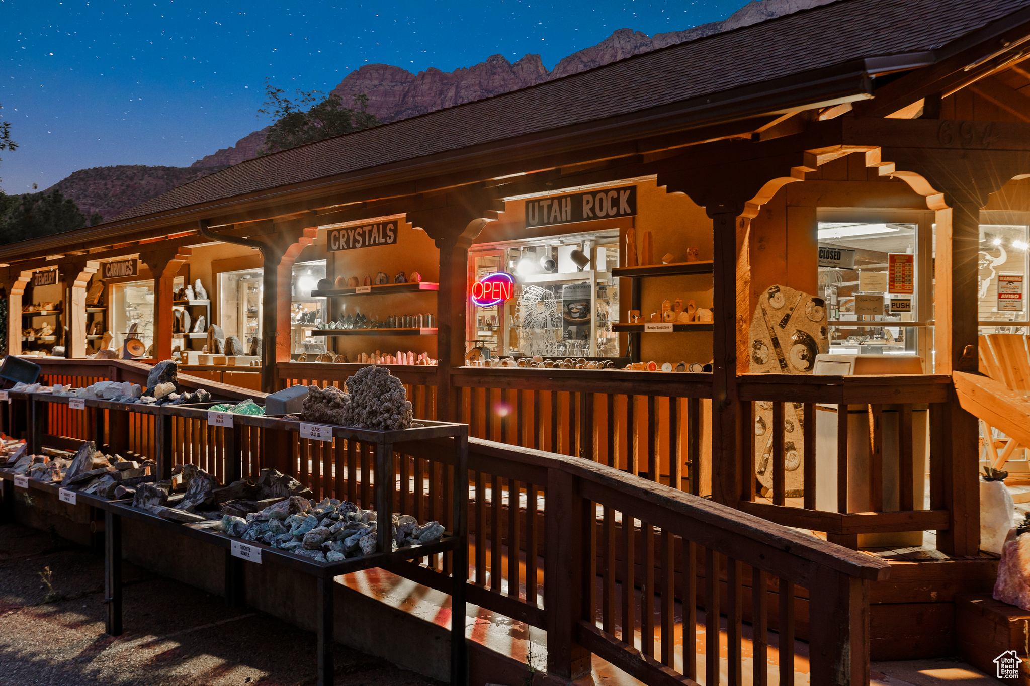 main property photo 5