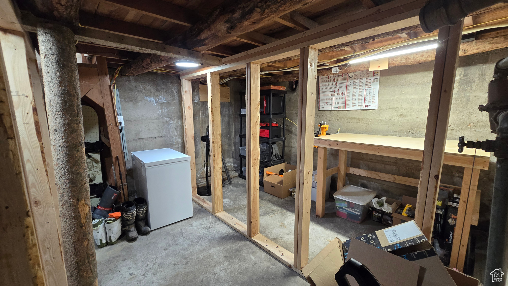 main property photo 17