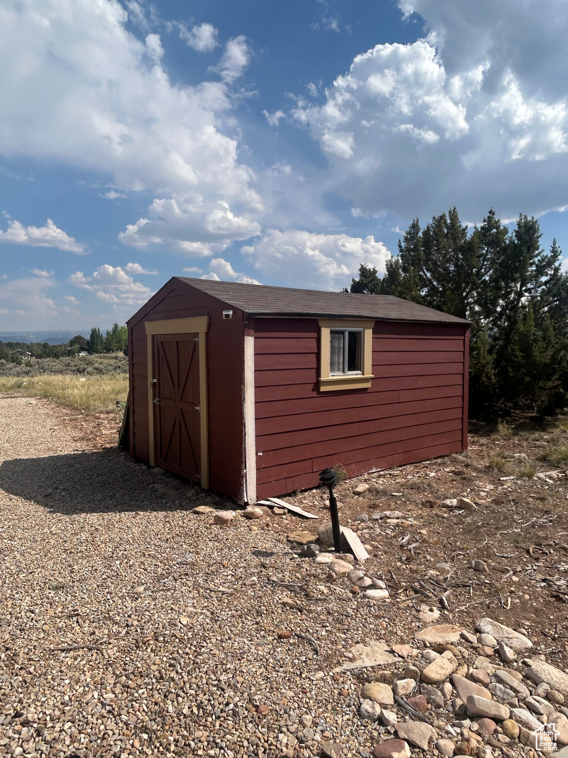 main property photo 23