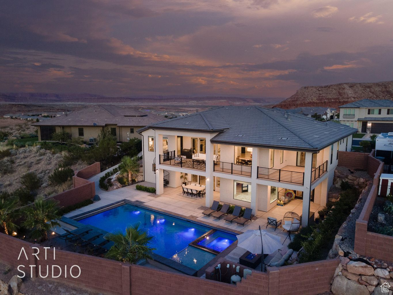 main property photo 28