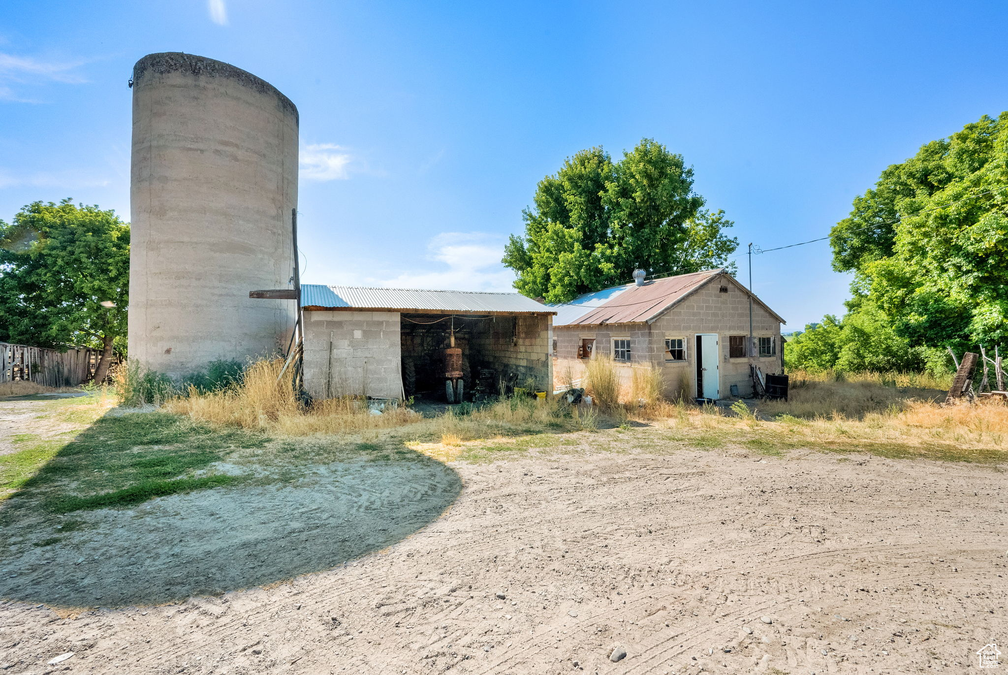 main property photo 55