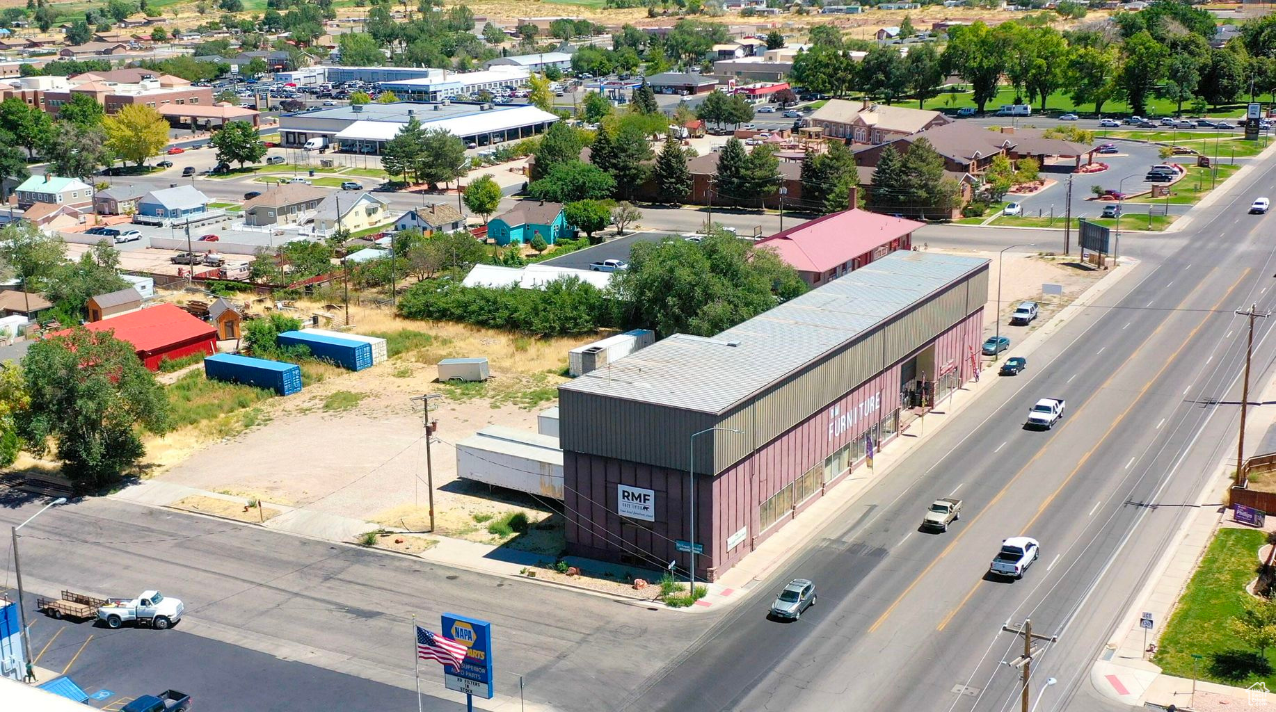 main property photo 21