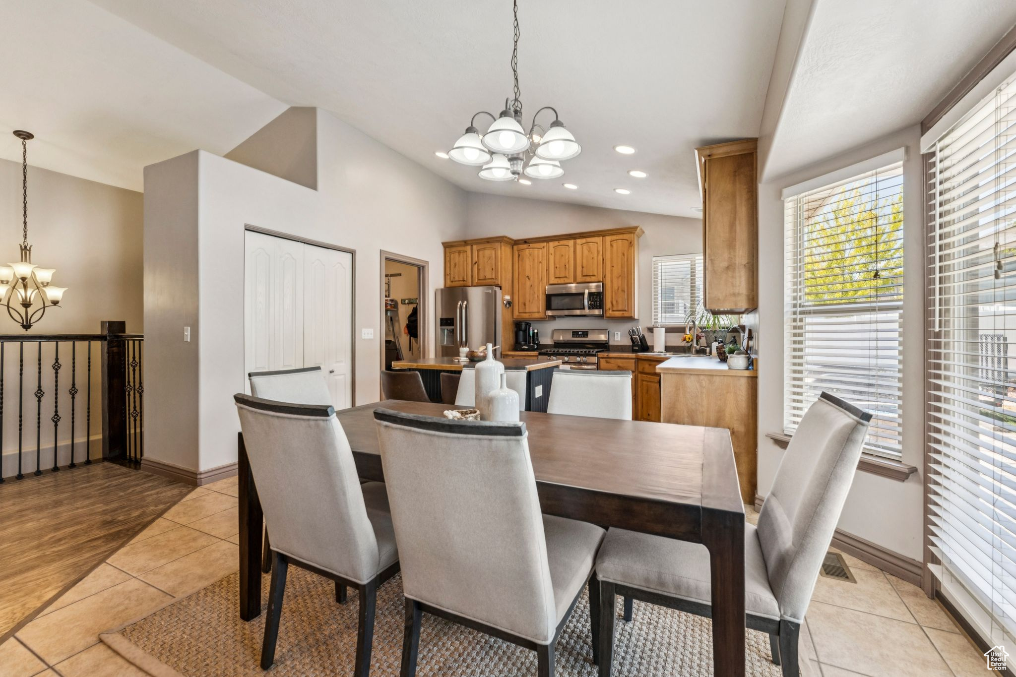 property viewer photo 11
