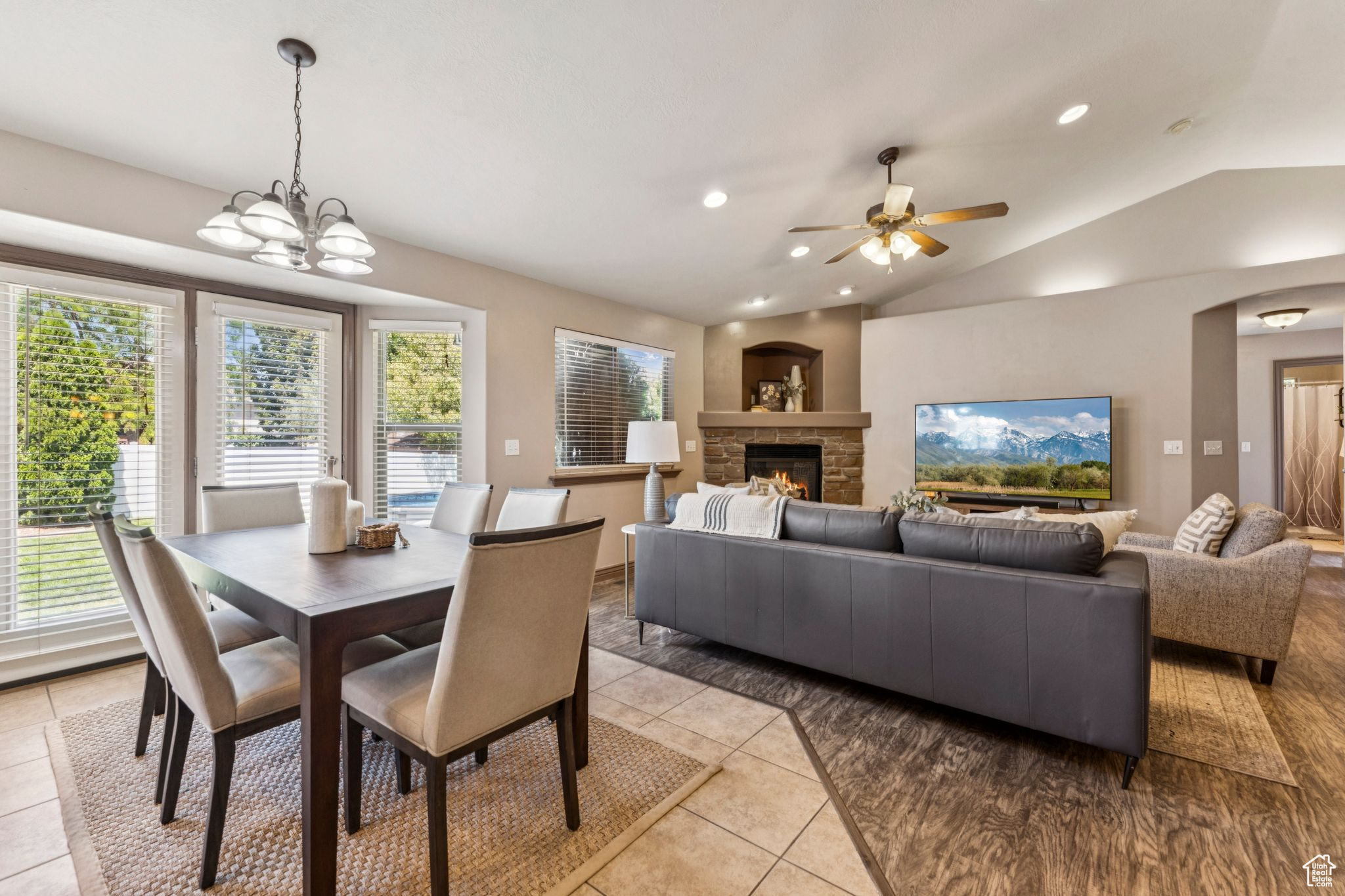 property viewer photo 13