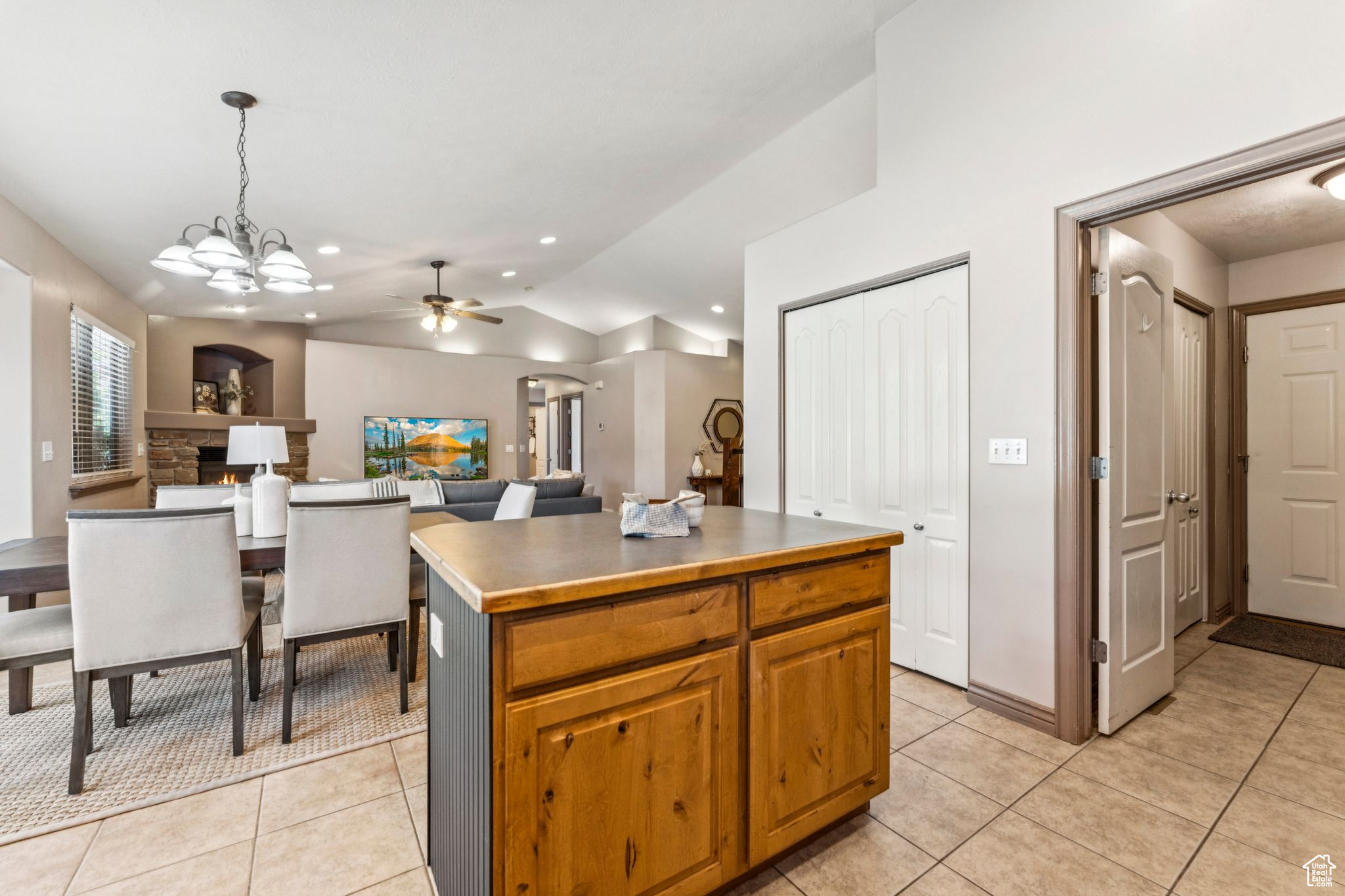 property viewer photo 16