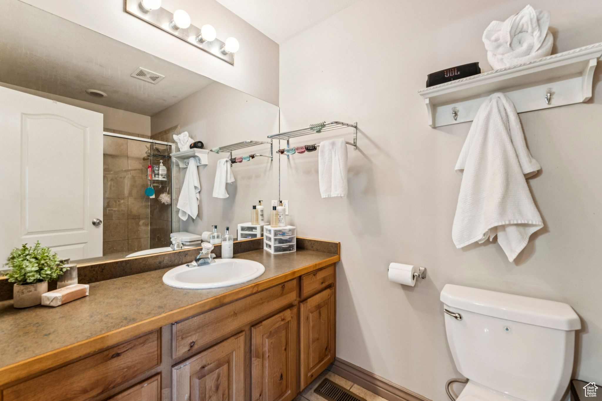 property viewer photo 21
