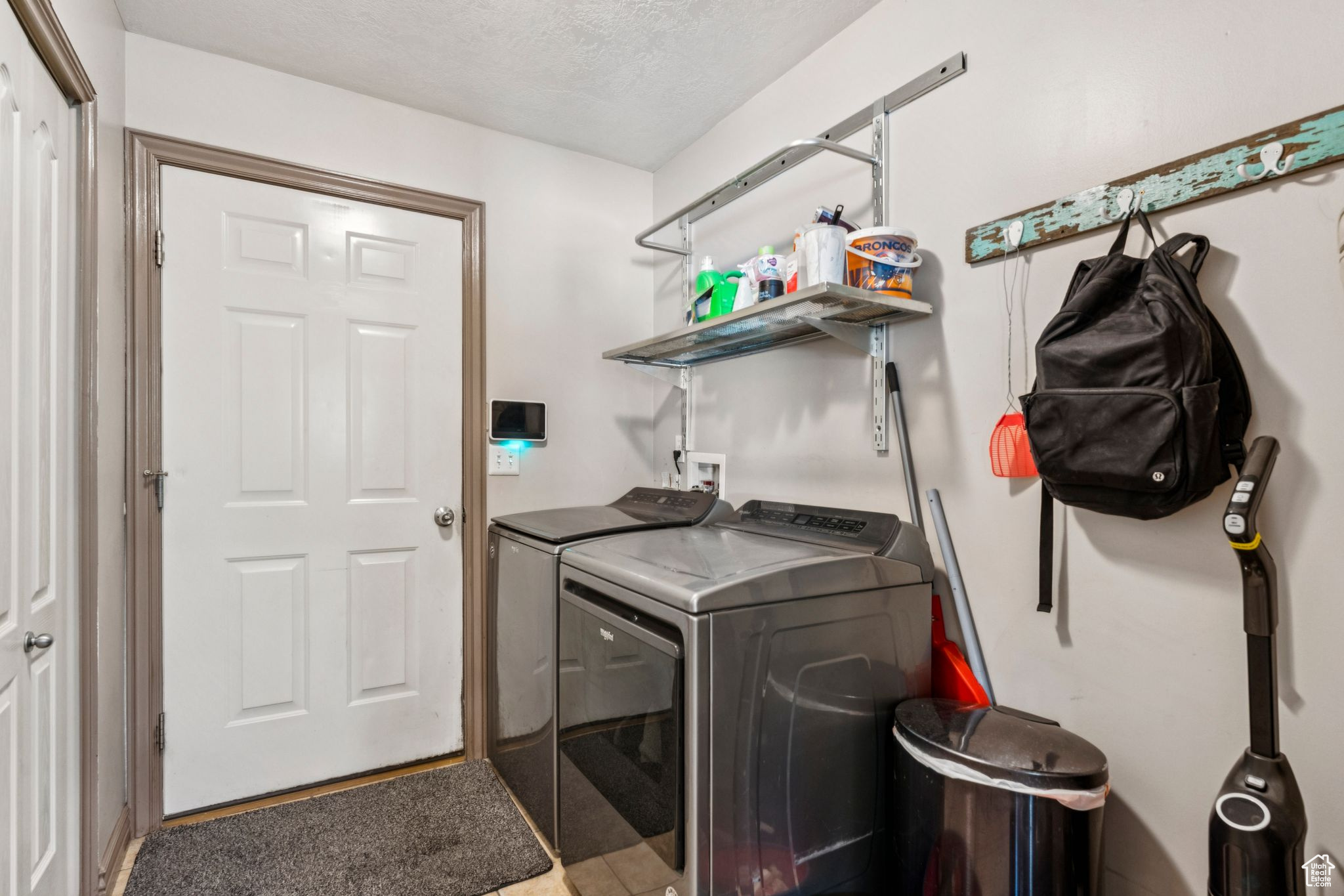 property viewer photo 26