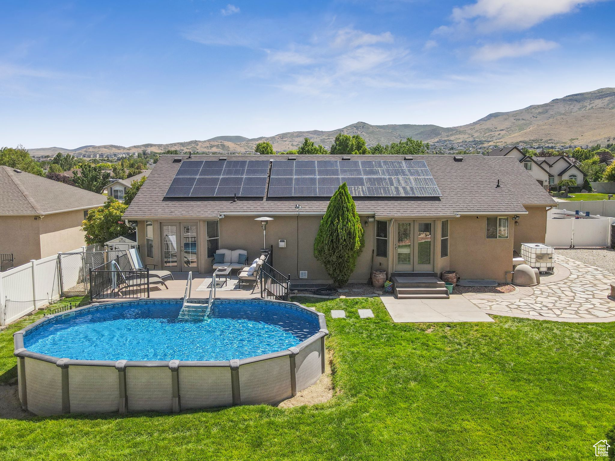 property viewer photo 58
