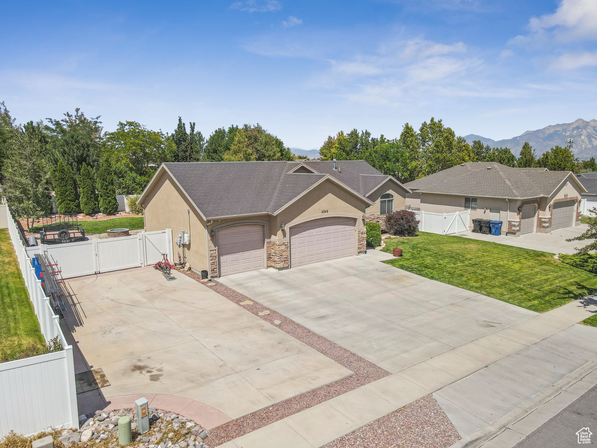 property viewer photo 60