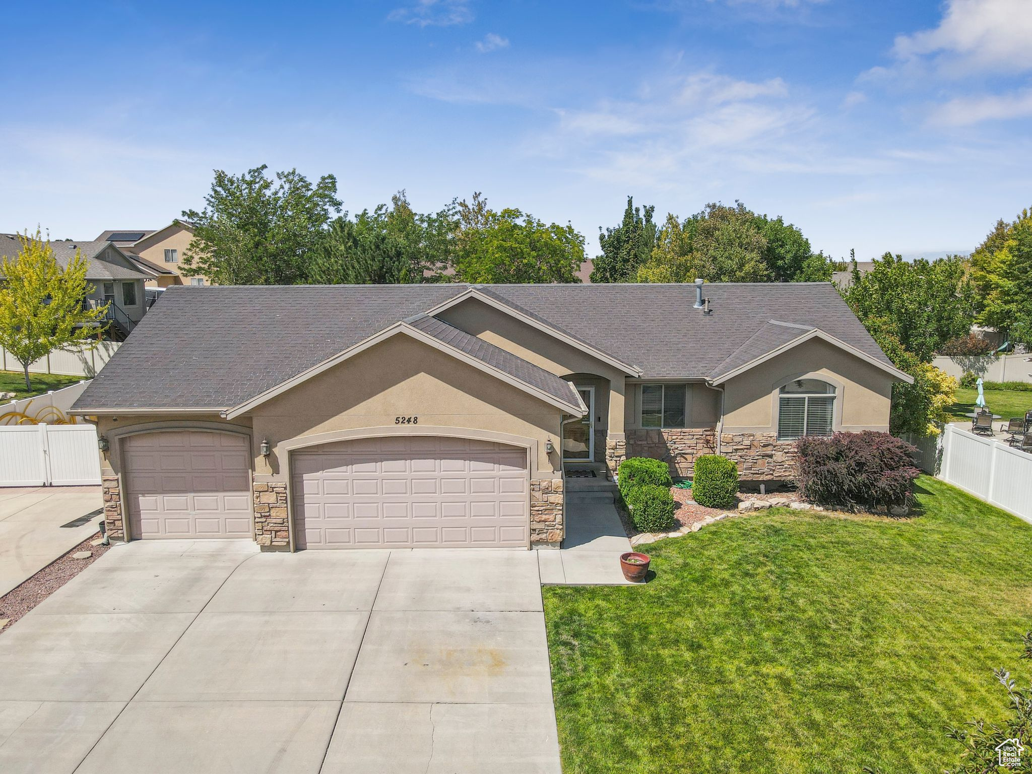 property viewer photo 61