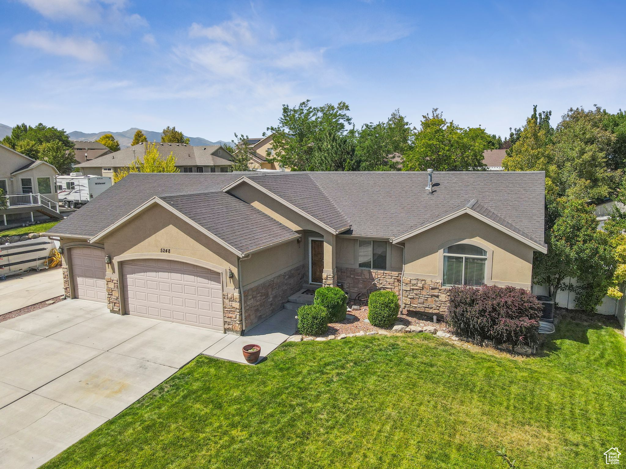 property viewer photo 63