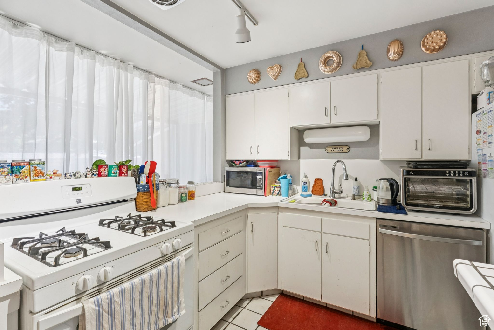 property viewer photo 10