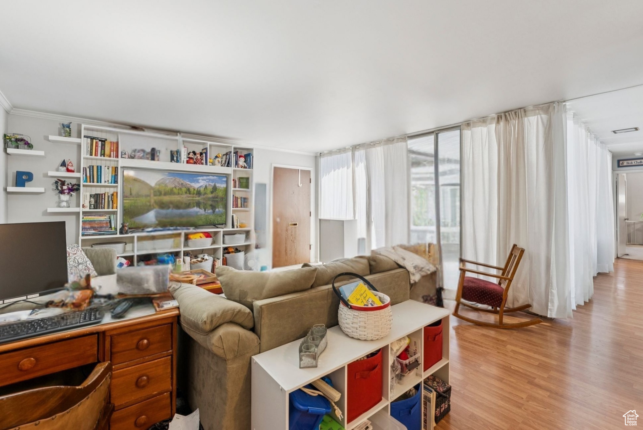property viewer photo 16