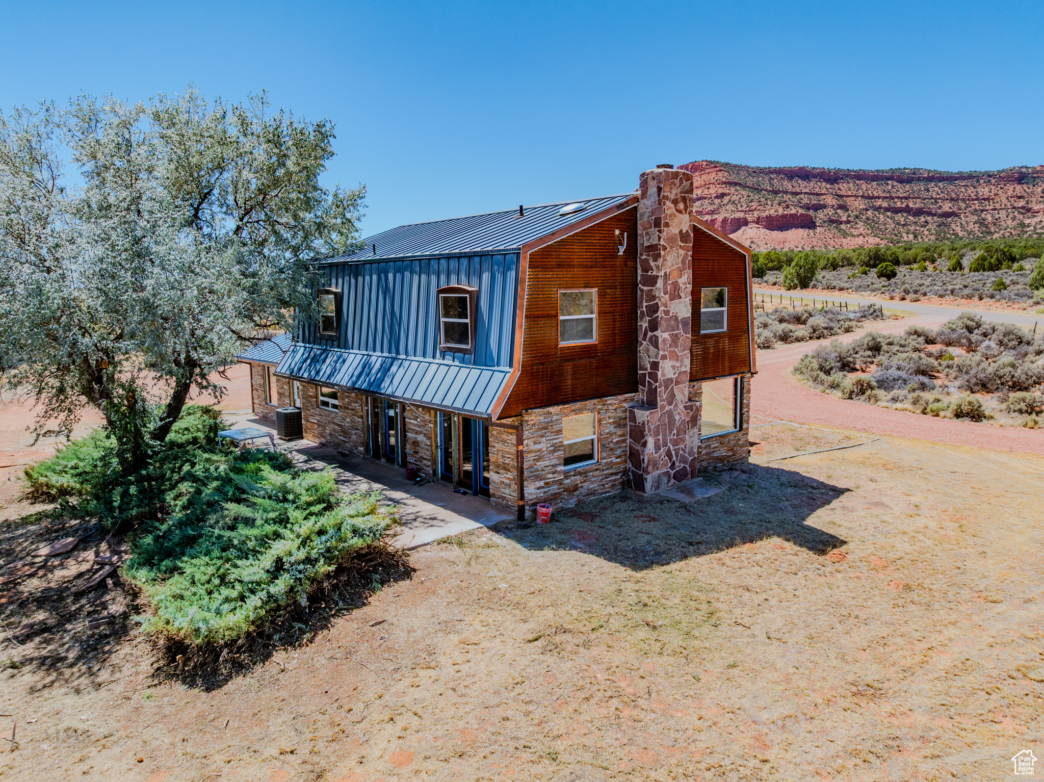 main property photo 42