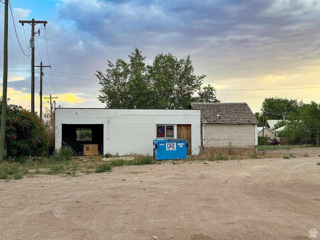 main property photo 29