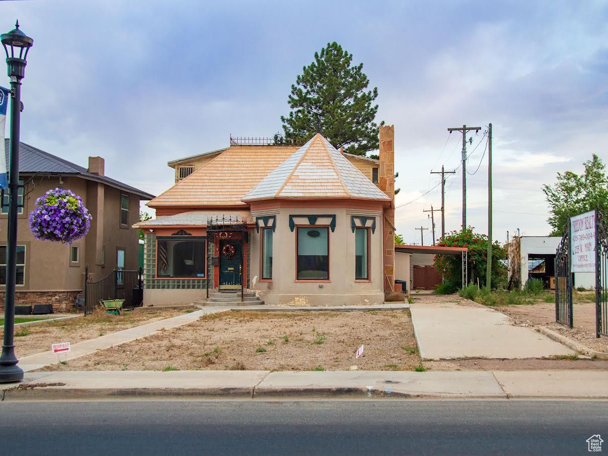 main property photo 34