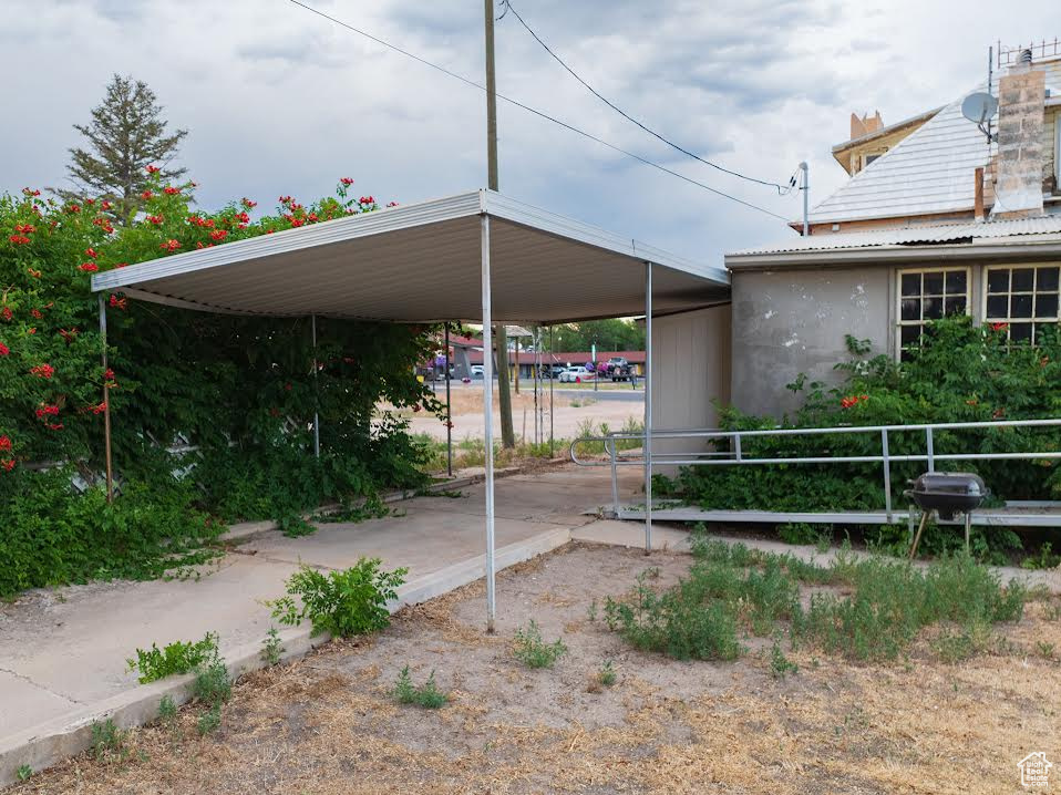 main property photo 38