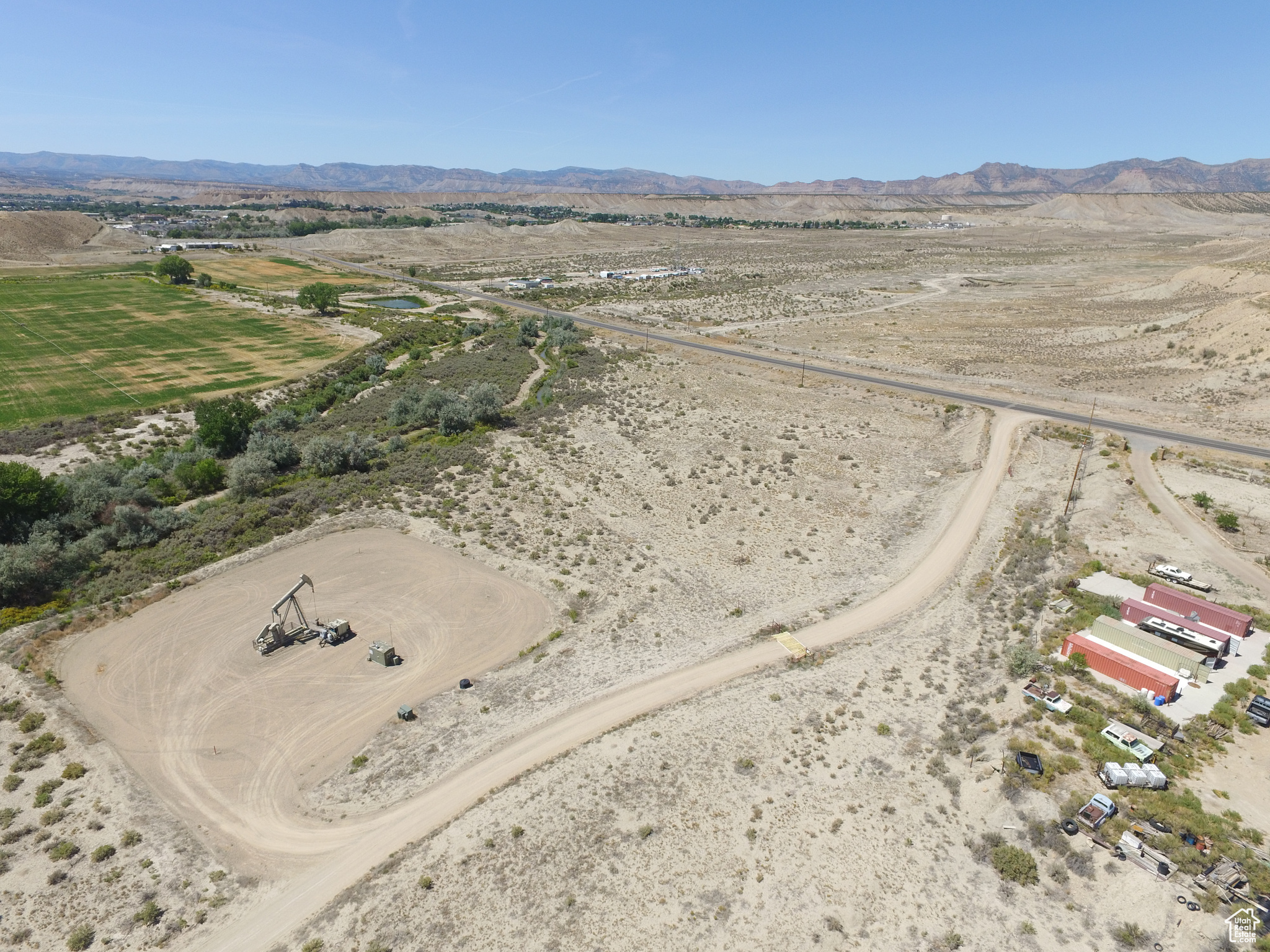 main property photo 10